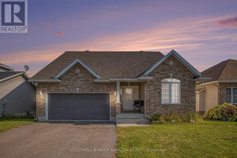 22 FRIEDAY STREET Arnprior ON K7S0A6