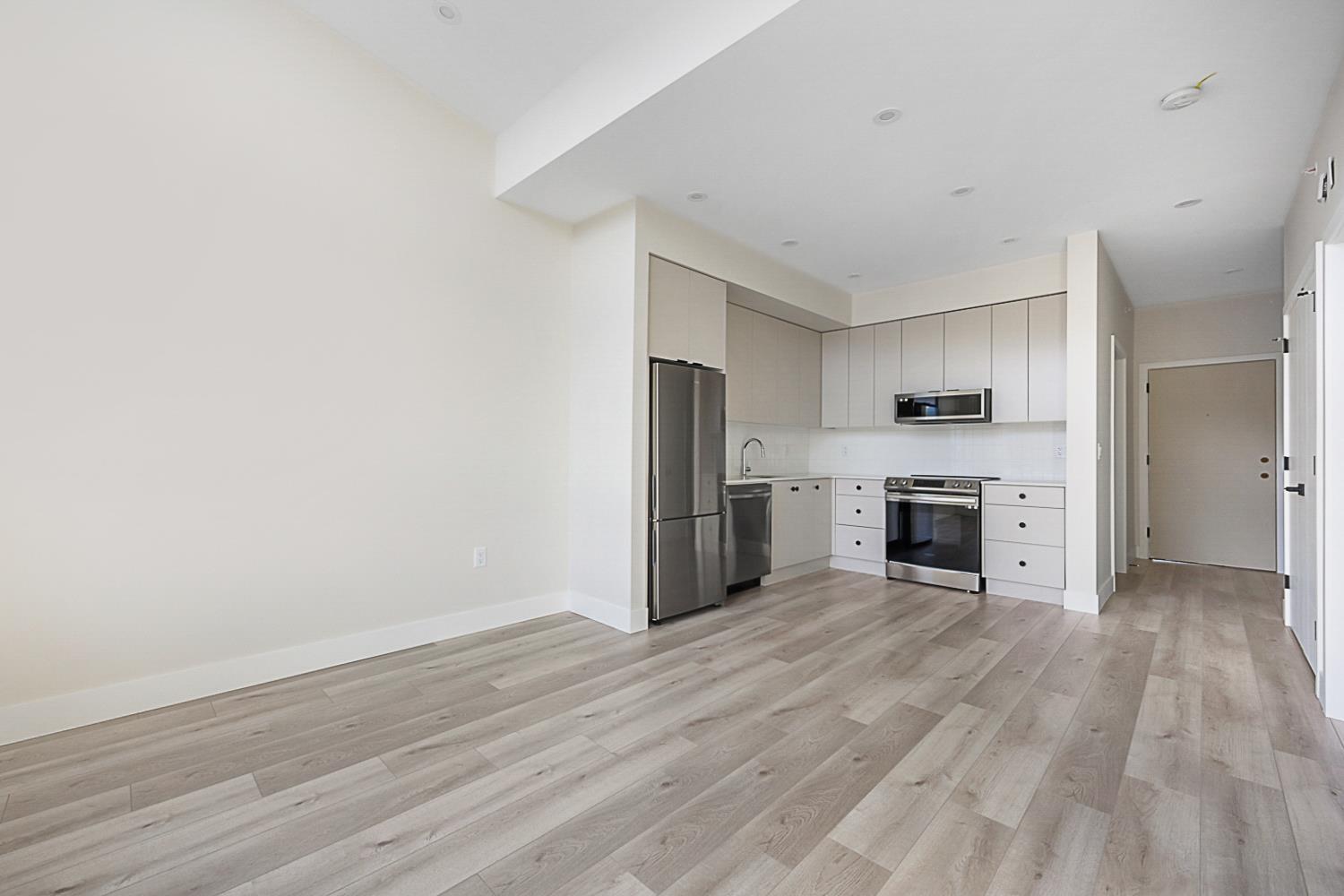 408 45497 CAMPUS DRIVE|Garrison Crossing
