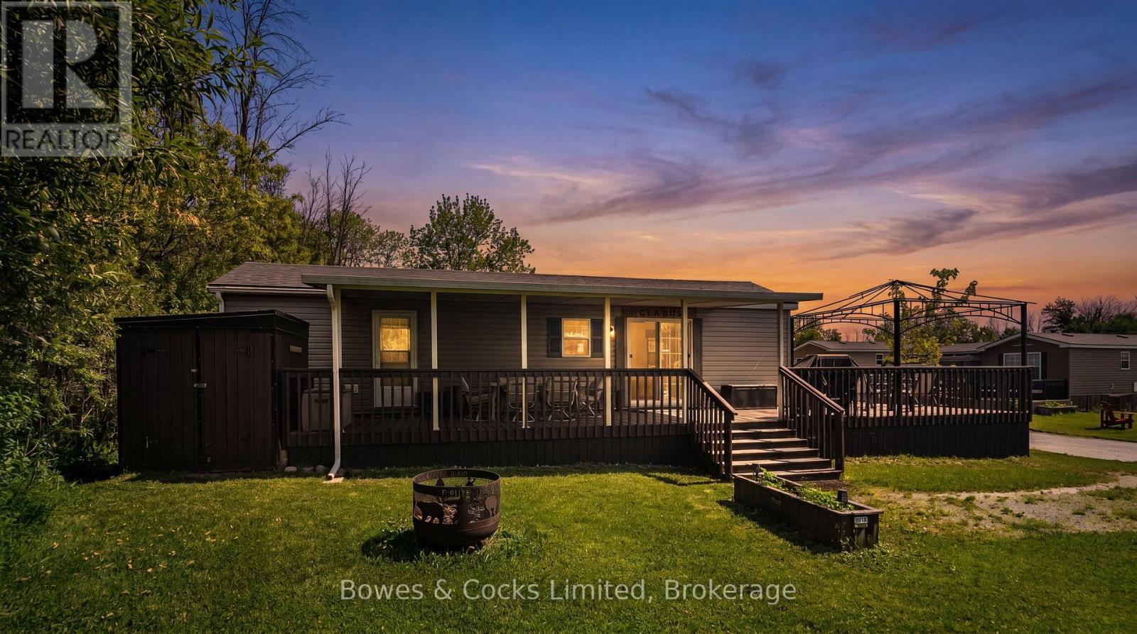 14 LAWSON CRES. - 1235 VILLIERS LINE