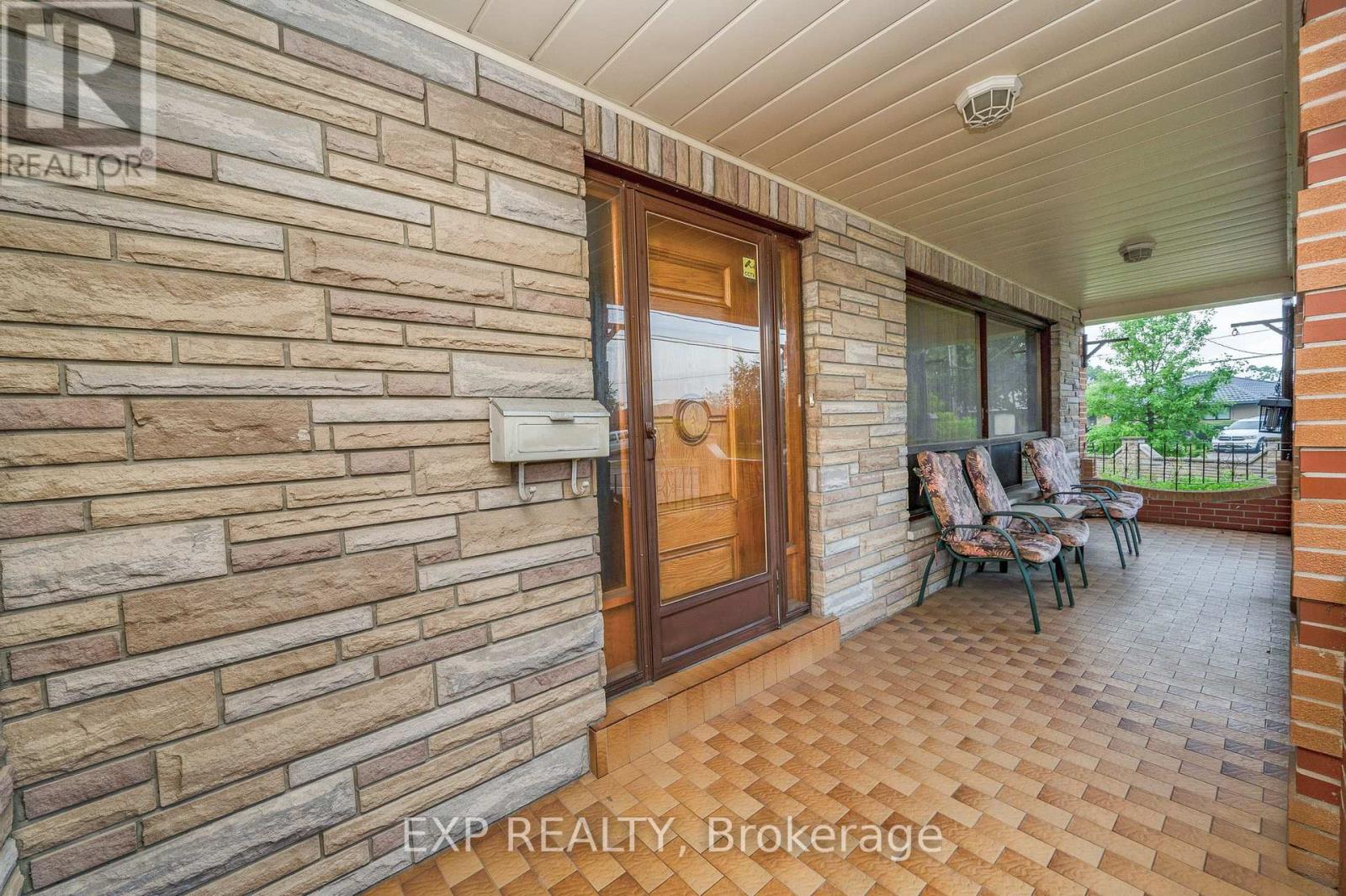 52 STORER DRIVE