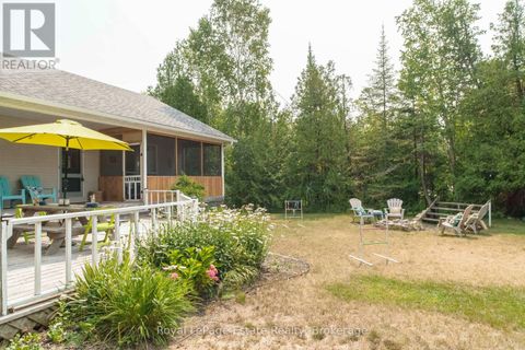 503 BRUCE AVENUE South Bruce Peninsula ON N0H2G0