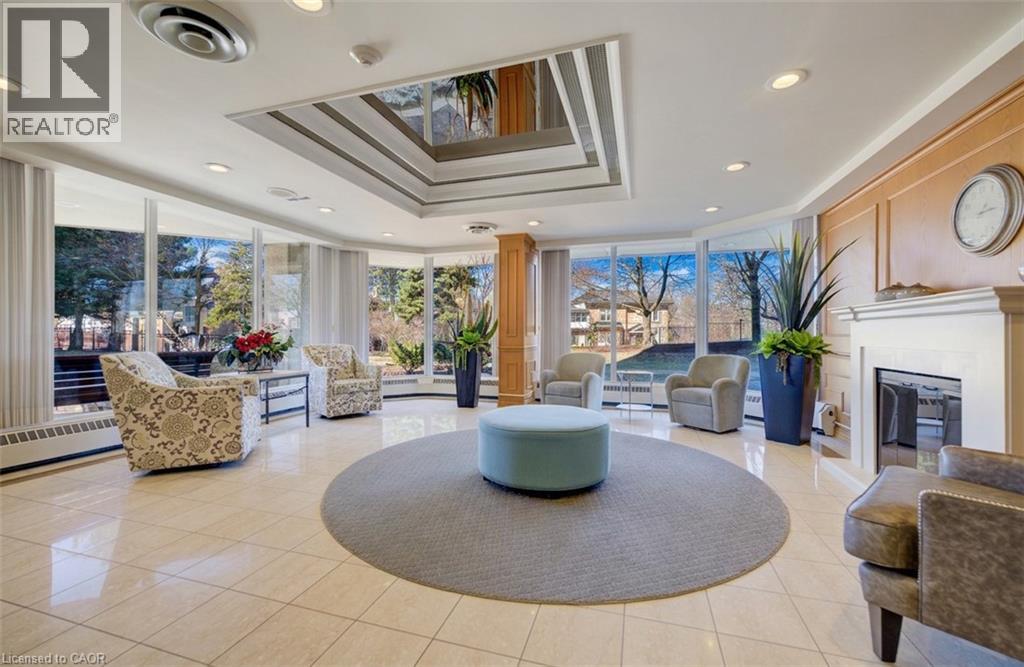 6 WILLOW Street Unit# 2206