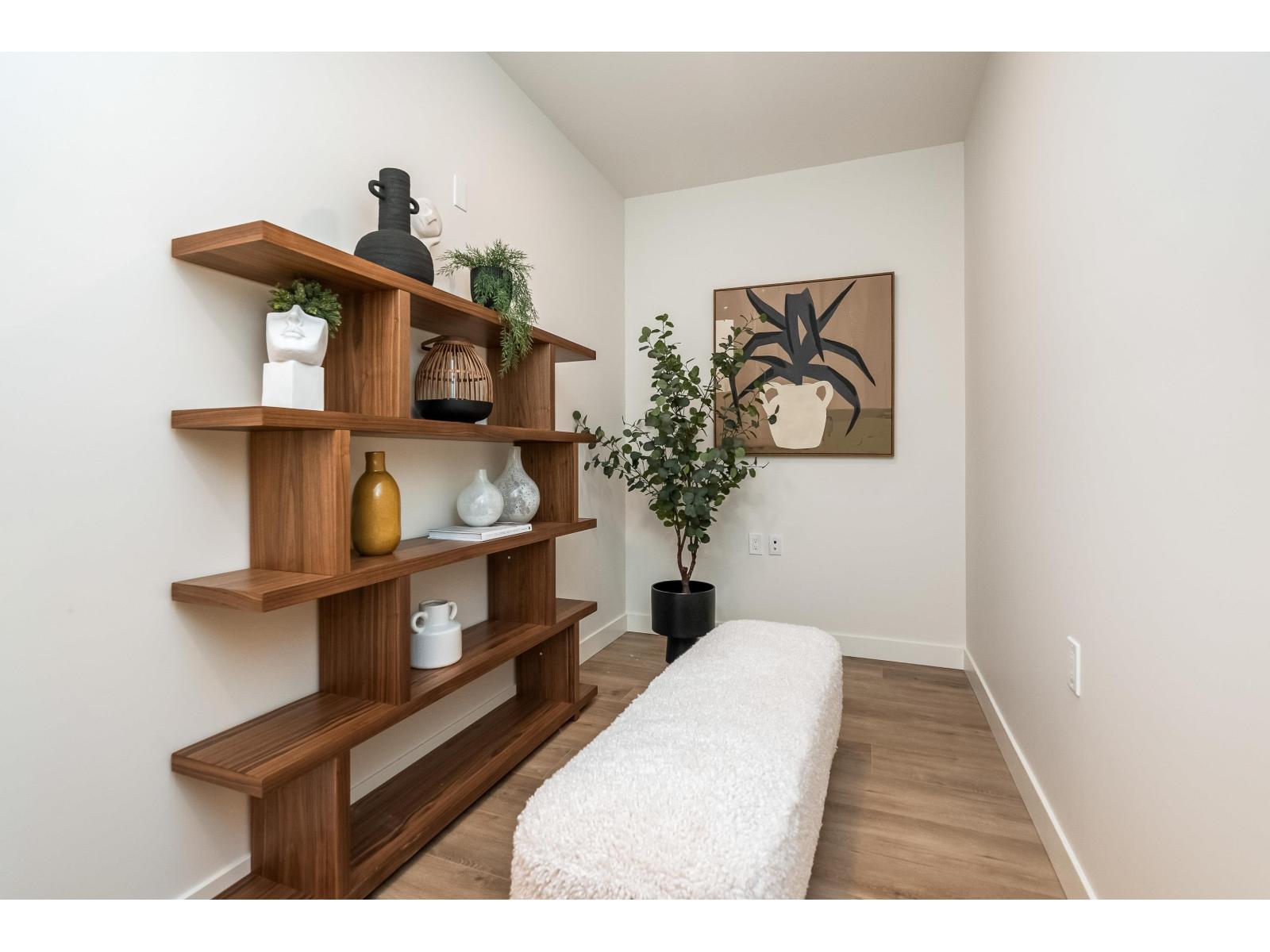 103 8497 YOUNG ROAD|Chilliwack Proper South