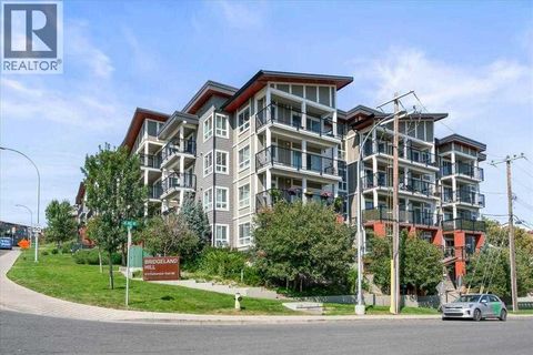311, 510 Edmonton Trail NE Calgary AB T2E0J7