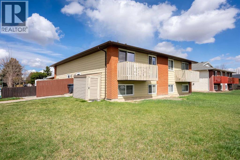 1, 29 Meadowlark Boulevard N