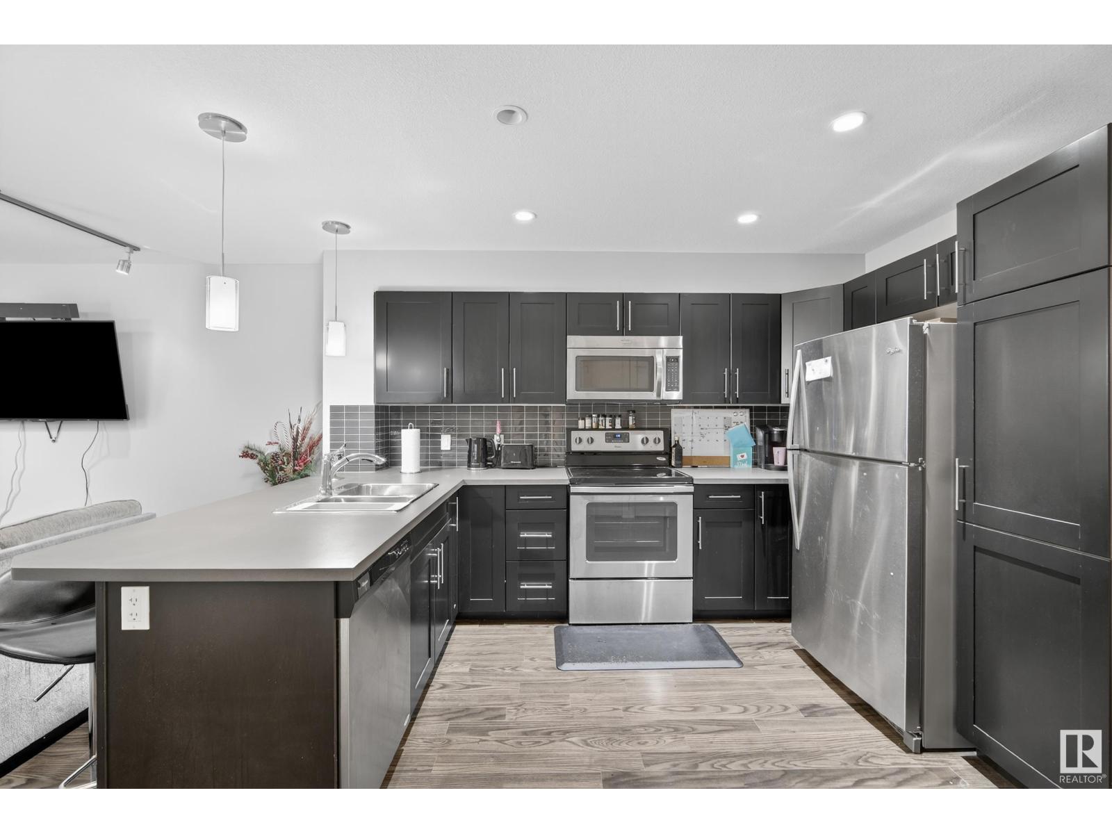 #107 1031 173 ST SW