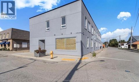 206 Wellington STREET Wallaceburg ON N8A2X9