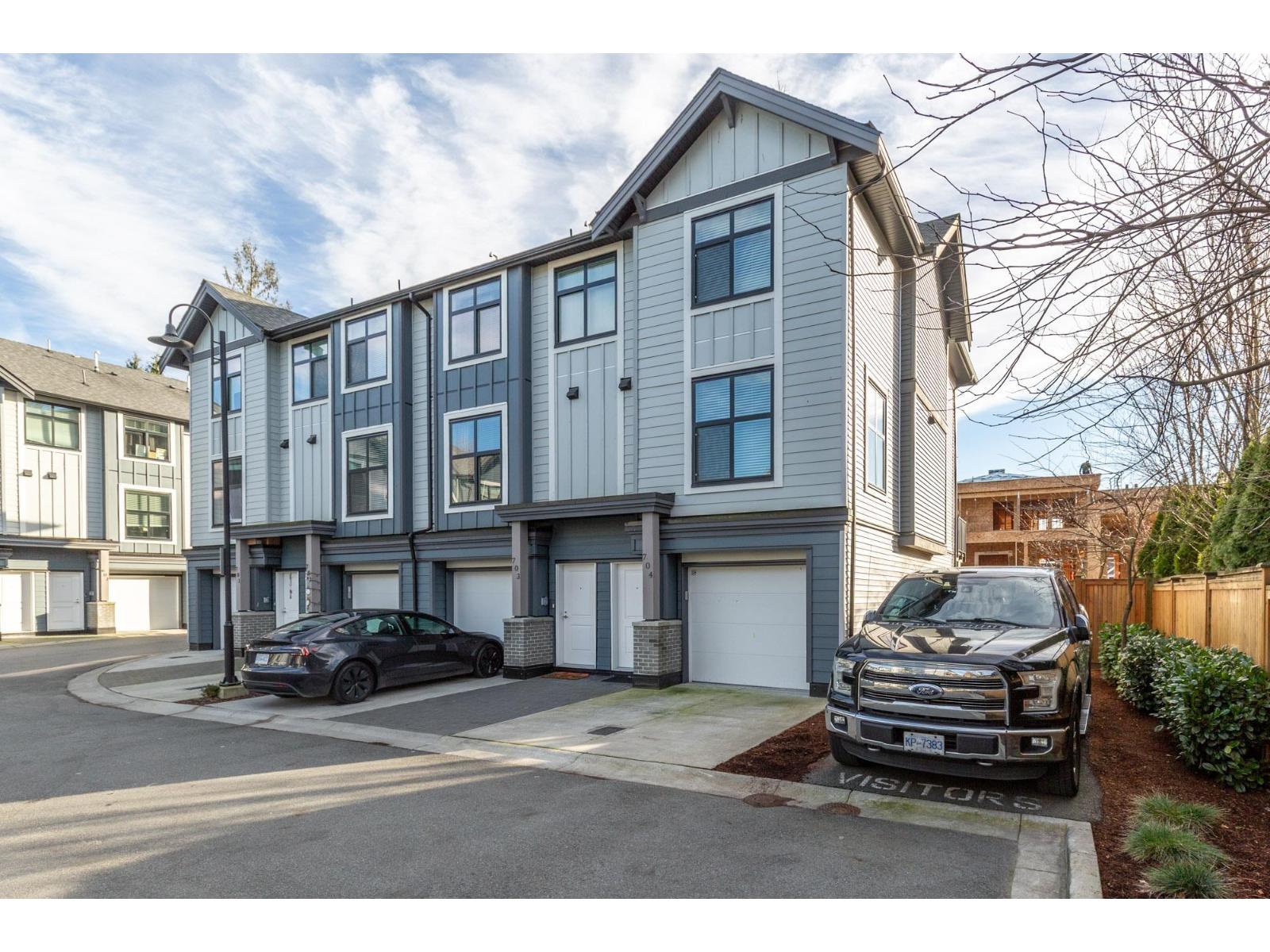 704 2267 MCKENZIE ROAD