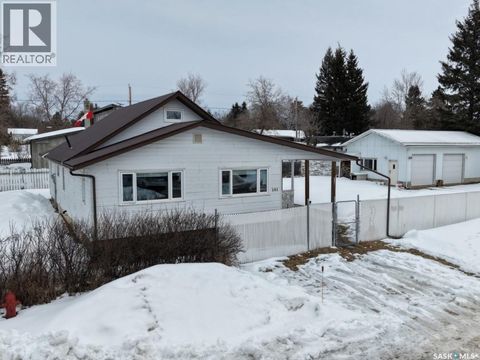 101 5th AVENUE S Big River SK S0J0E0