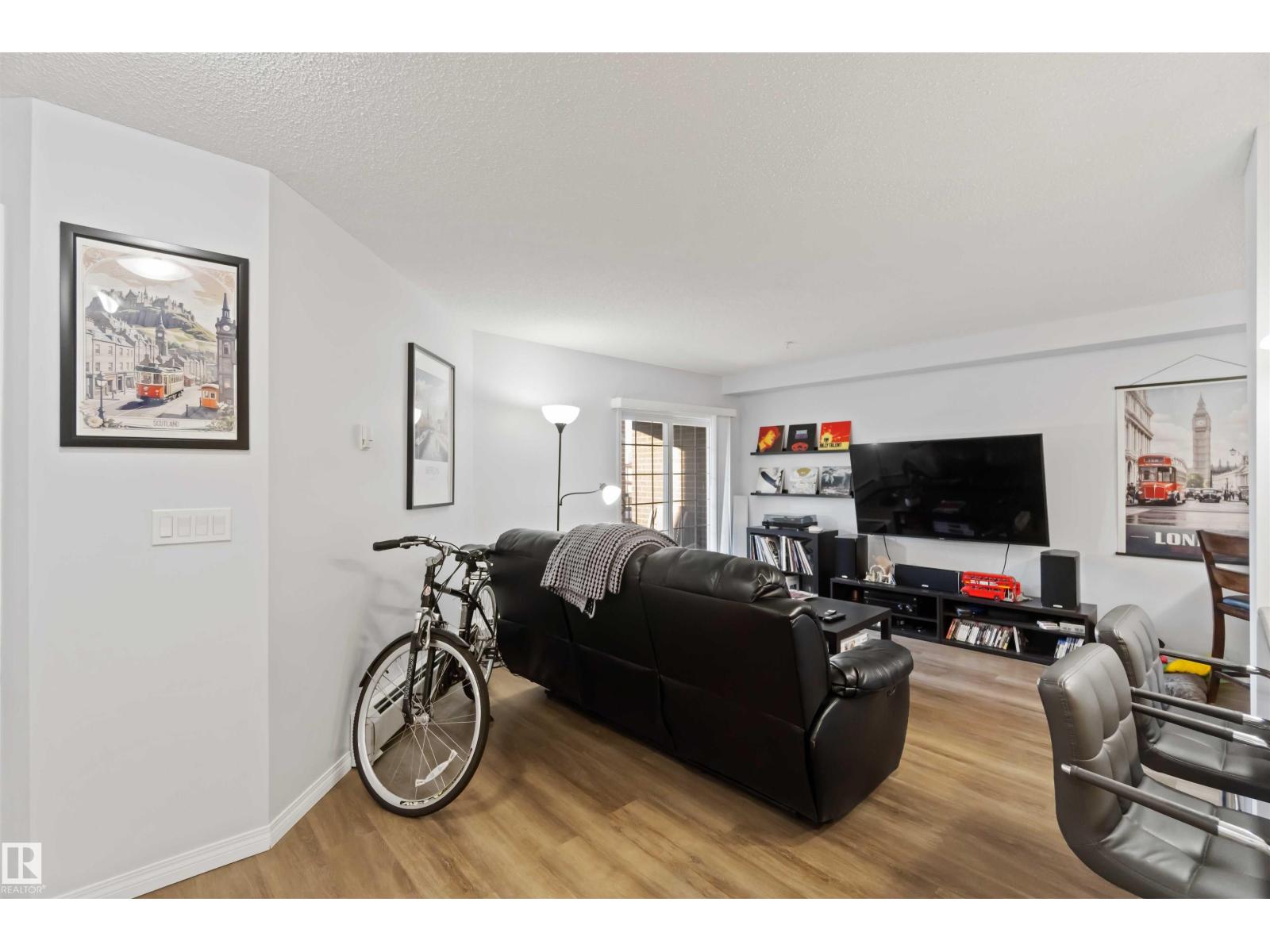 #203 636 MCALLISTER LO SW