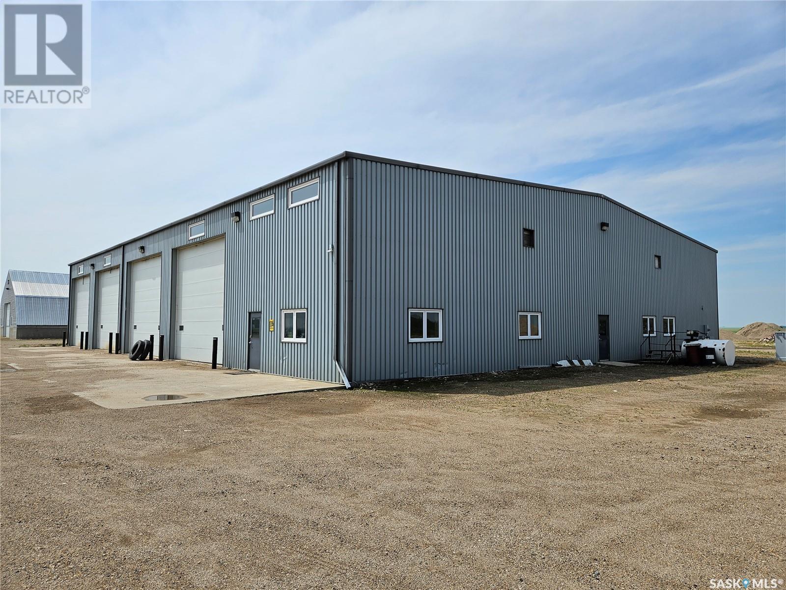 Carlyle Contracting Buildings & Land