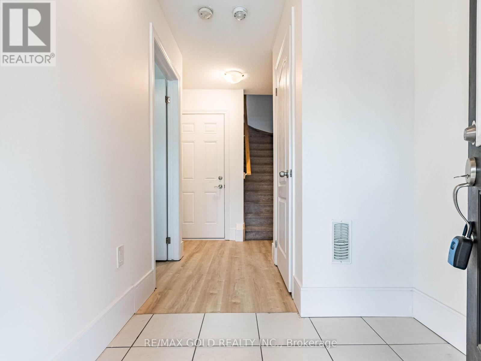 436 LINDEN DRIVE