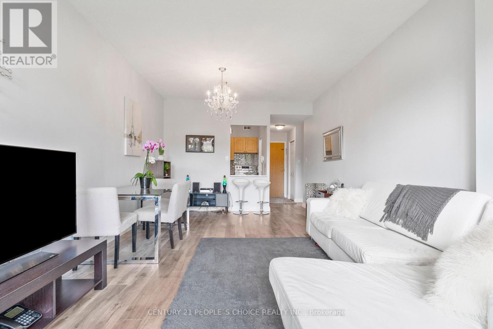 105 - 20 FASHION ROSEWAY