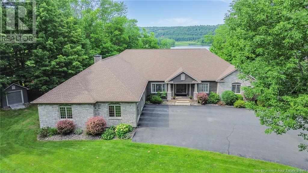 2885 Woodstock Road