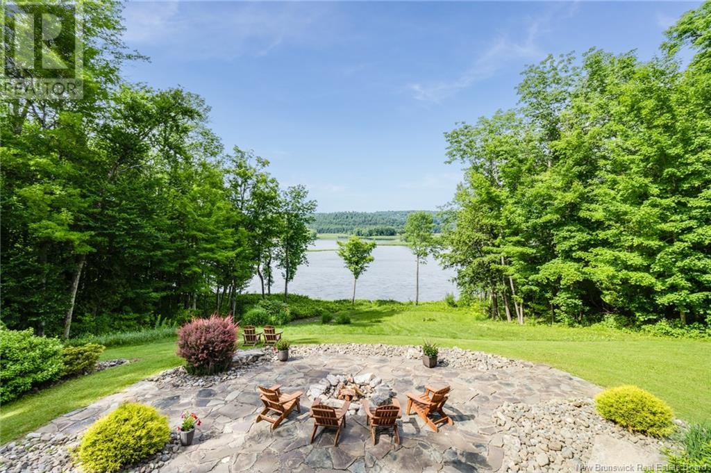 2885 Woodstock Road