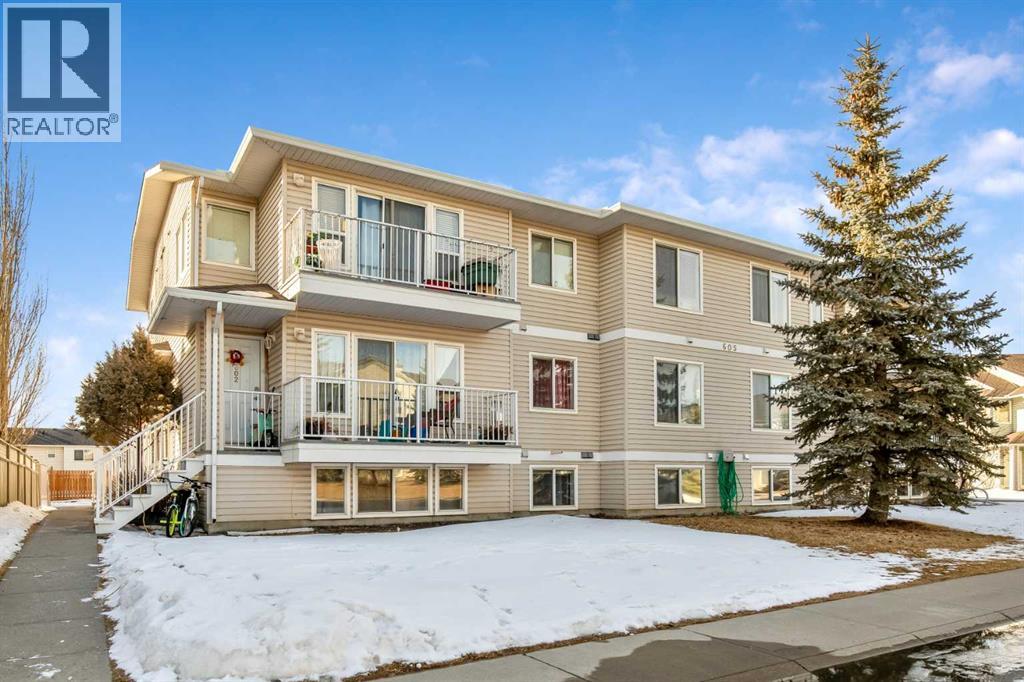 102, 605 19 Street SE