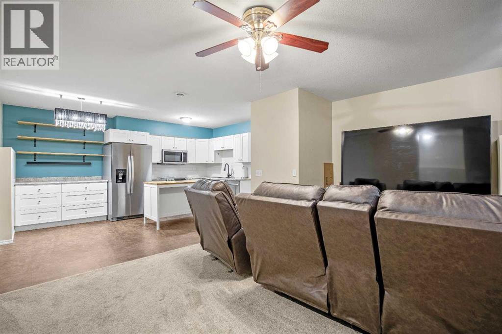 102, 605 19 Street SE