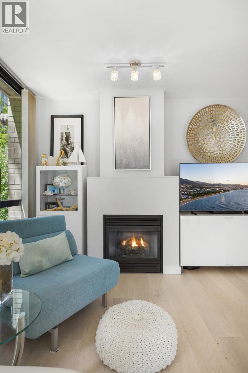 304 1003 BURNABY STREET