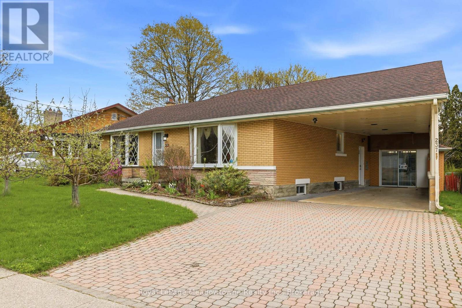 237 WOODHAVEN ROAD