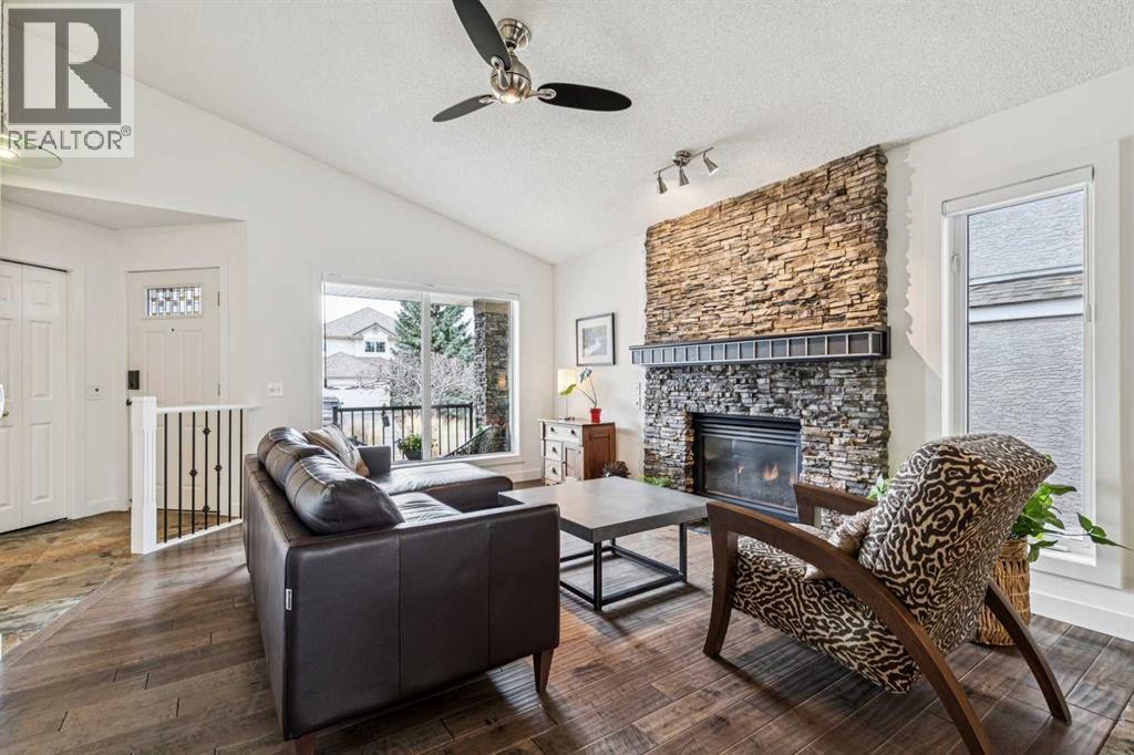 127 Mt Assiniboine Circle SE