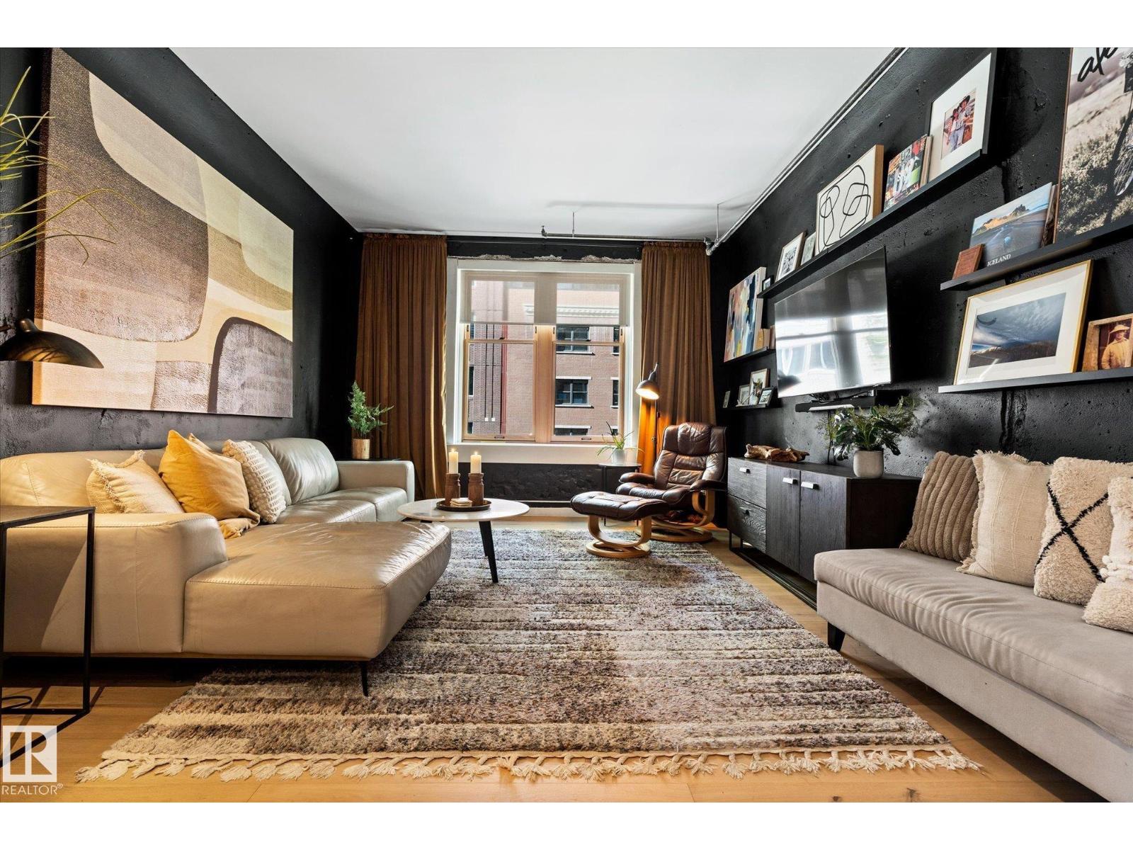 #203 10169 104 ST NW