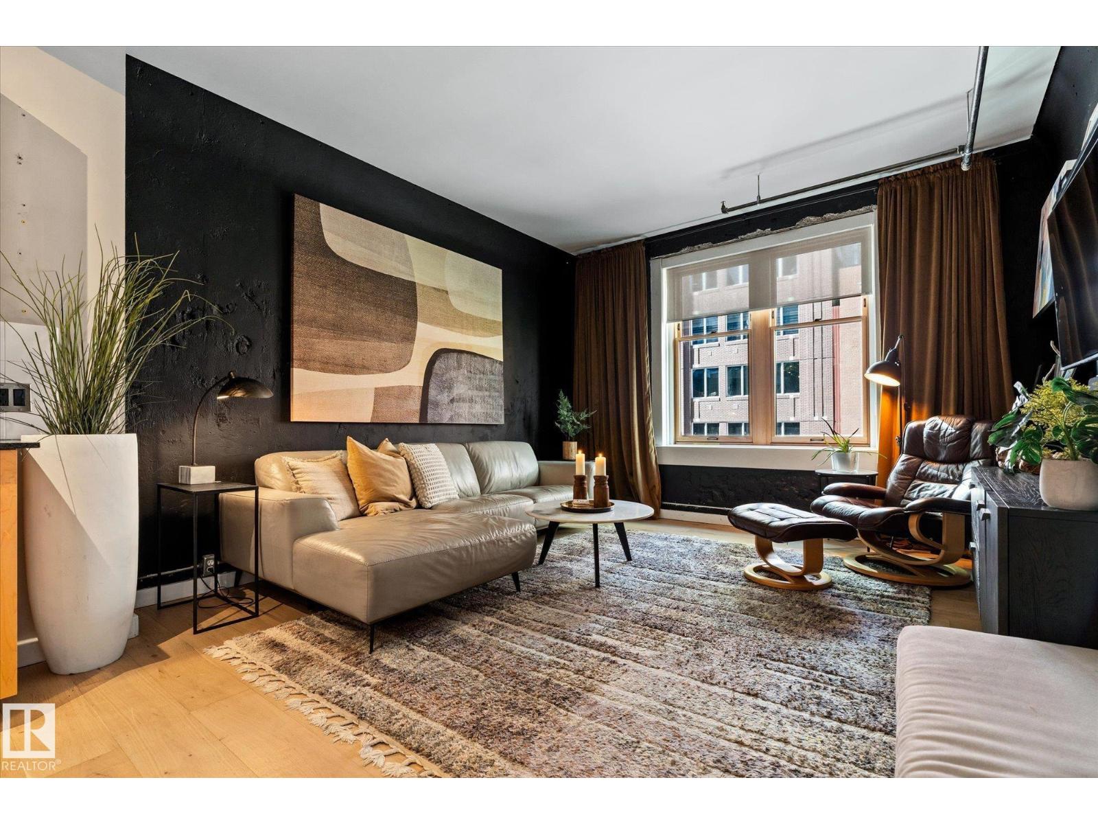 #203 10169 104 ST NW