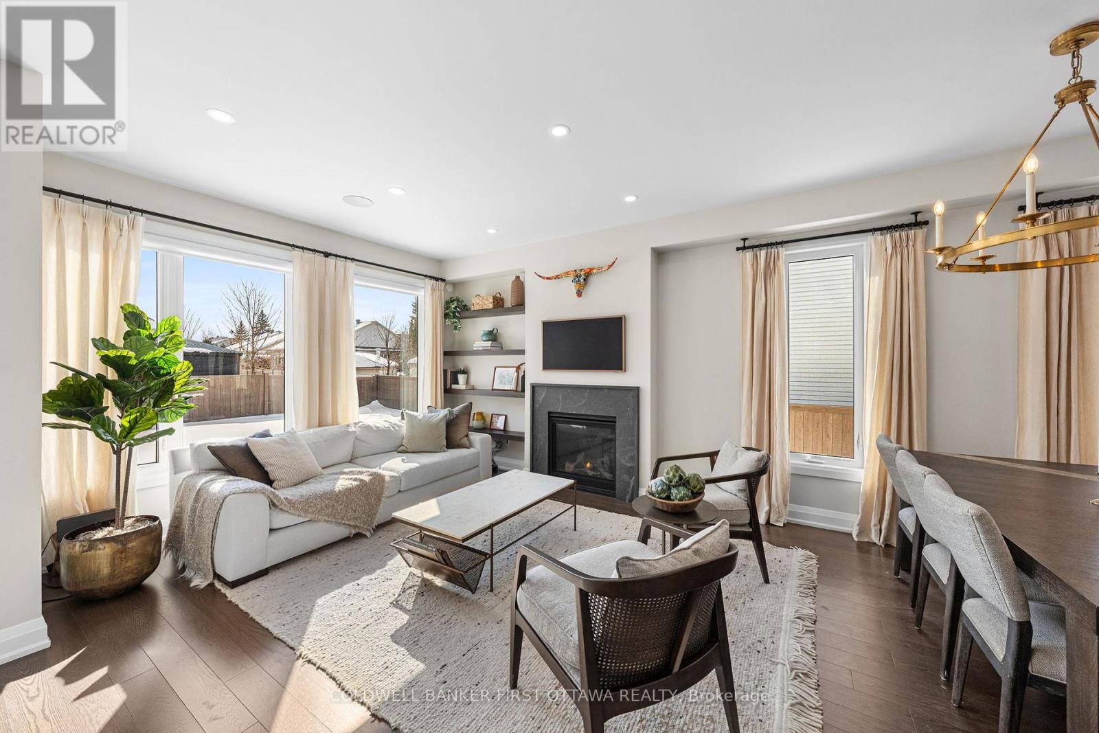 43 DEERFOX DRIVE