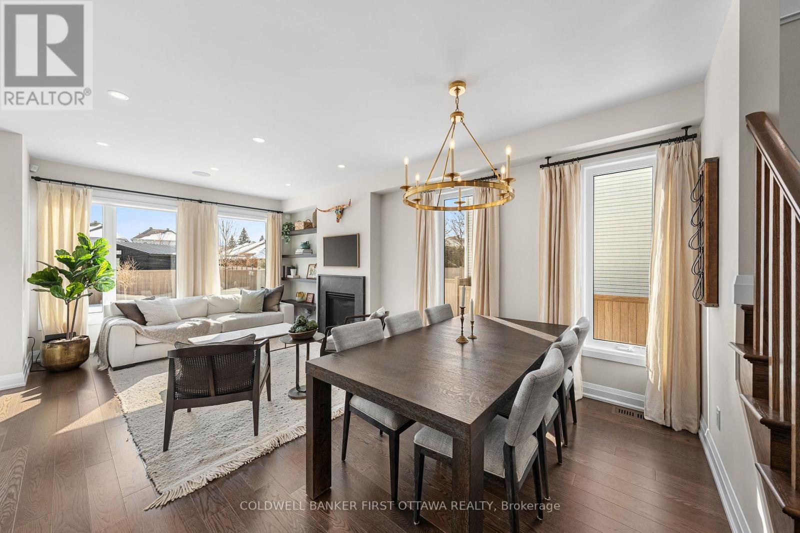 43 DEERFOX DRIVE