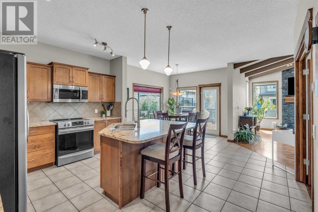 65 Kincora Gardens NW