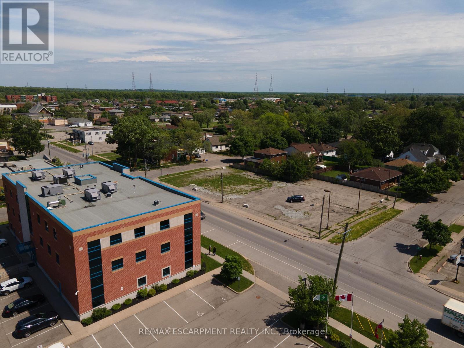 811 EAST MAIN STREET