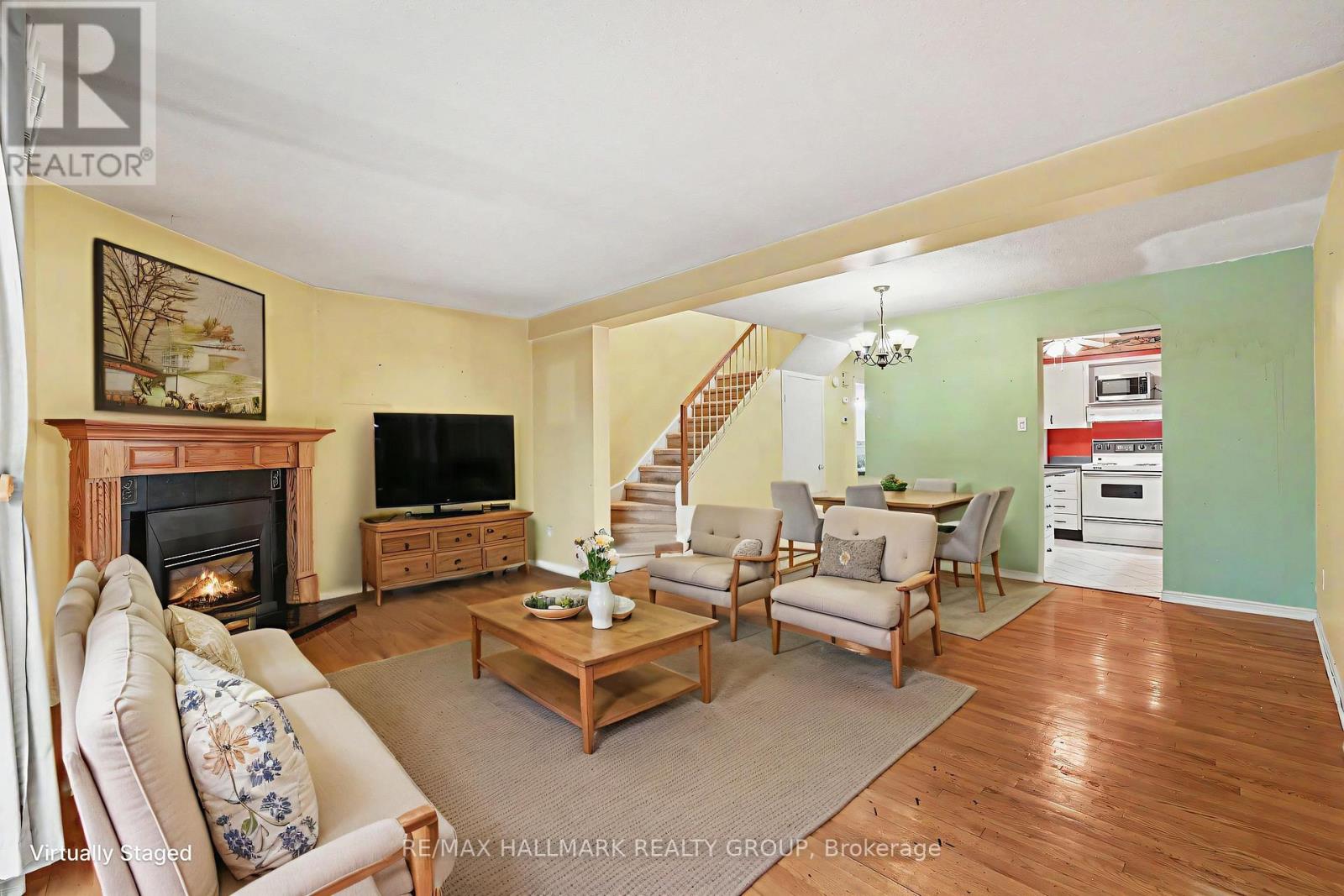 277 PICKFORD DRIVE