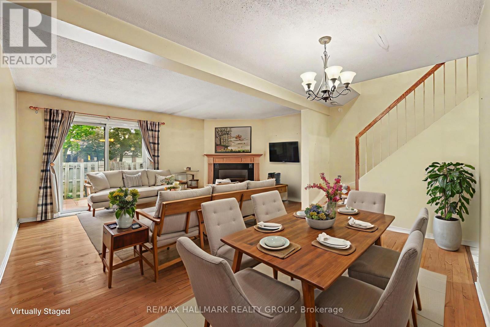 277 PICKFORD DRIVE