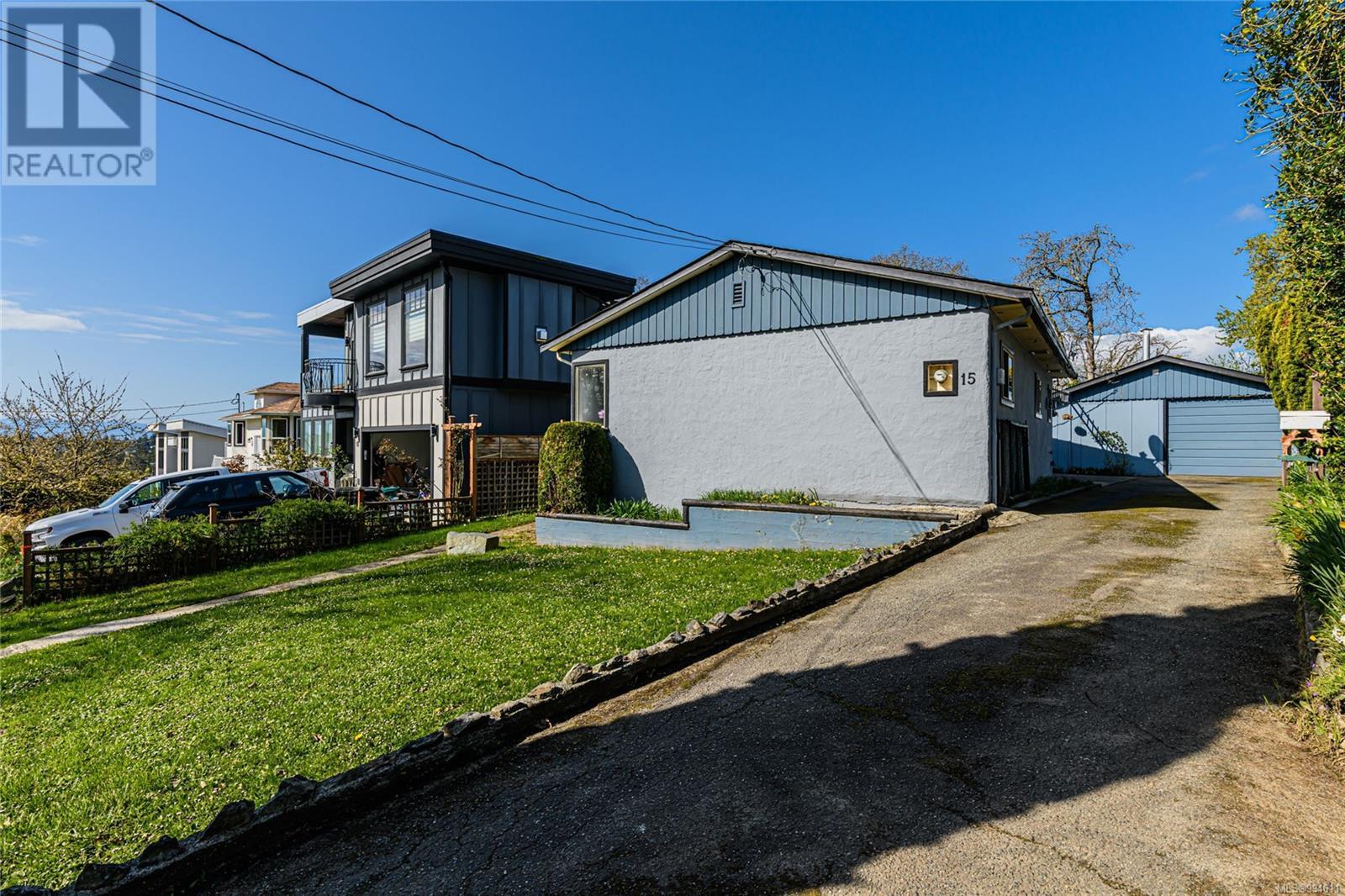 15 Eaton Ave