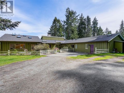 956 Cherry Point Rd Cowichan Bay BC V0R1N2