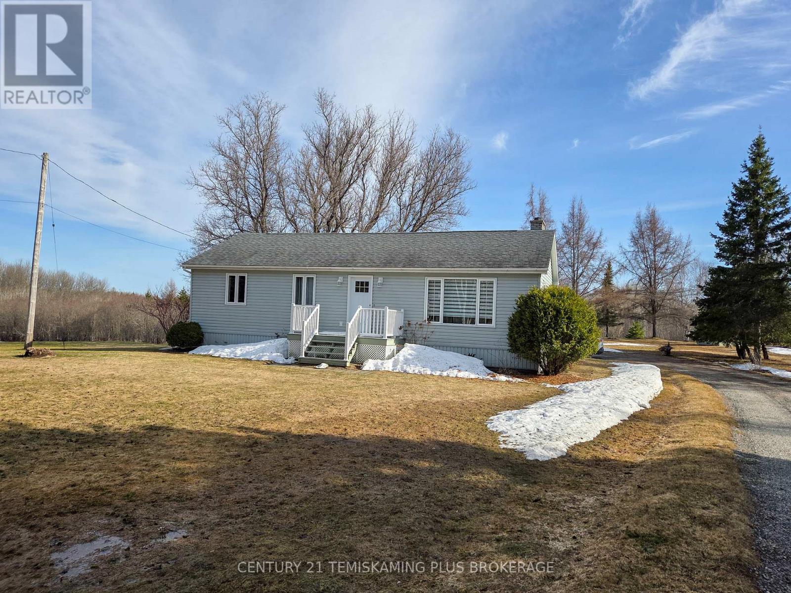 427324 CHAMBERLAIN 3 ROAD