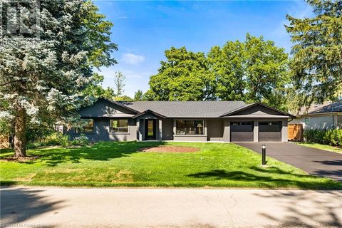 201 TRELAWN Avenue Oakville ON L6J4R3