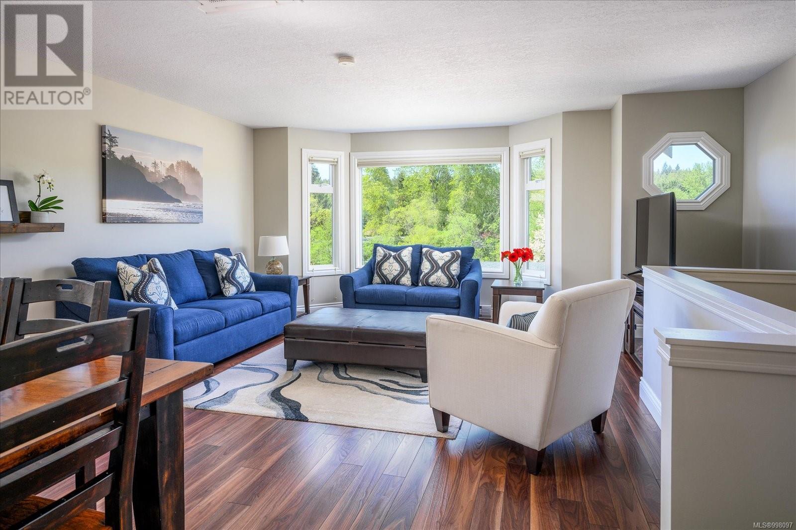 52 Porter Rd