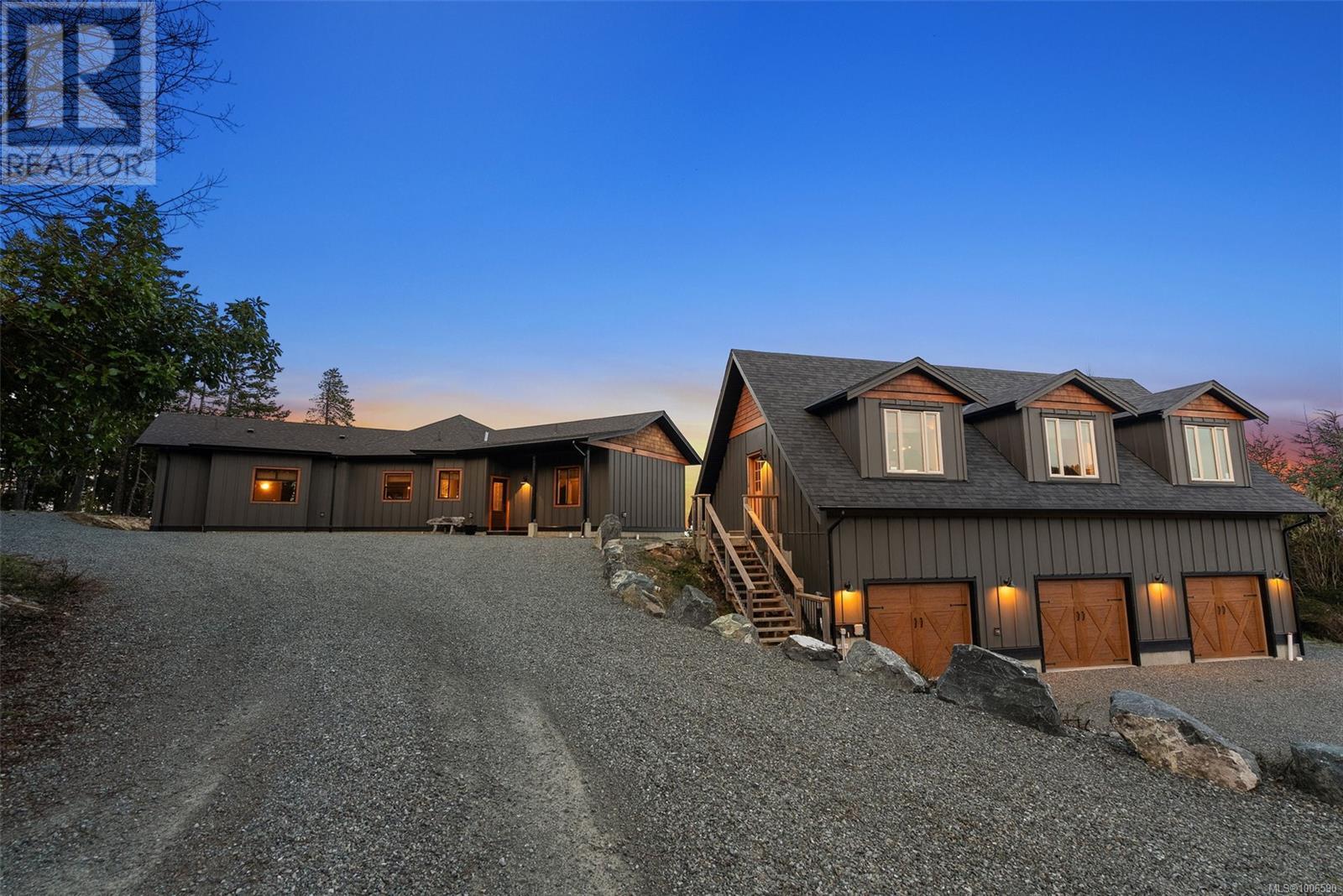 1490 Finlayson View Pl