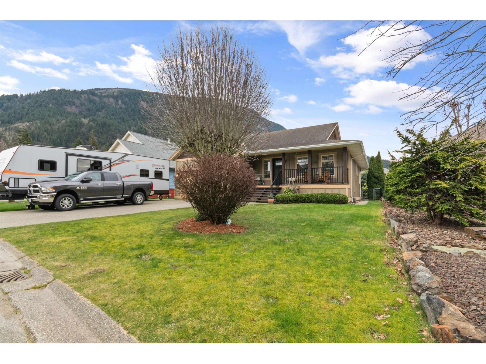 246 BALSAM AVENUE|Harrison Hot Springs