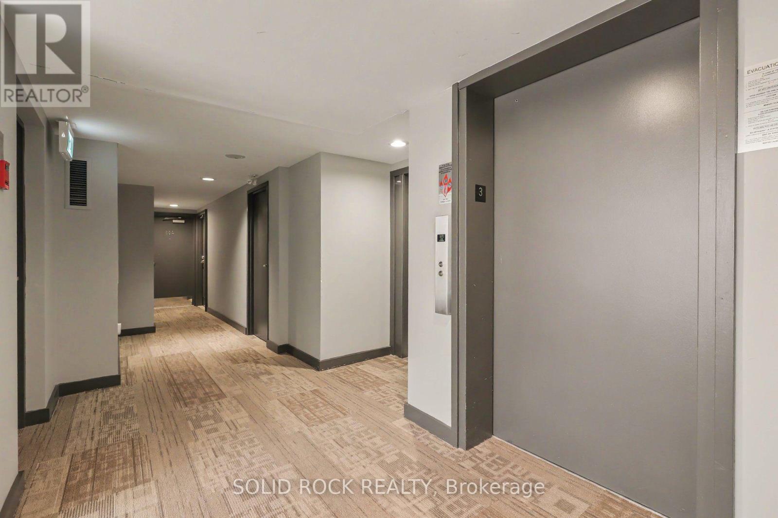 303 - 30 CHARLEVOIX STREET