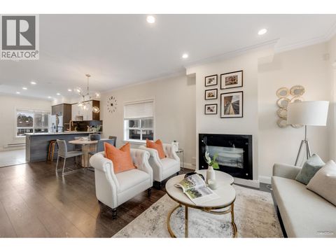 10 7691 BRIDGE STREET Richmond BC V6Y2S6