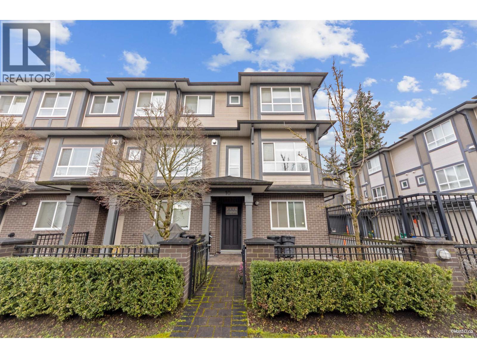 10 7691 BRIDGE STREET