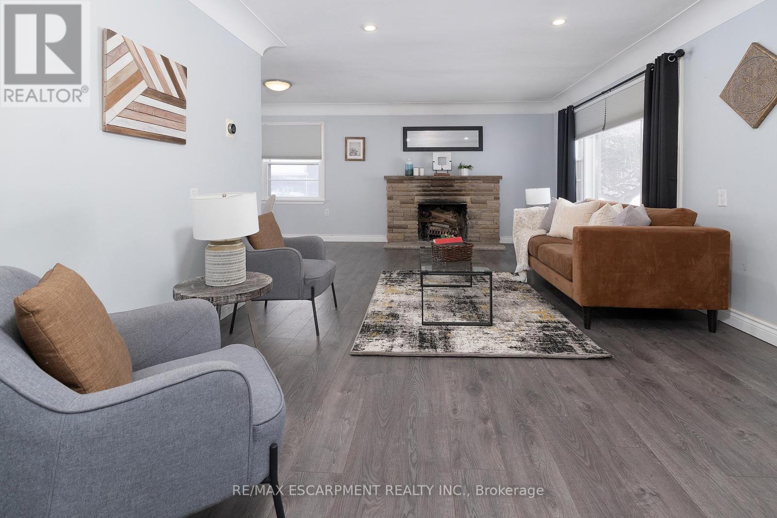 2448 WILSON STREET W