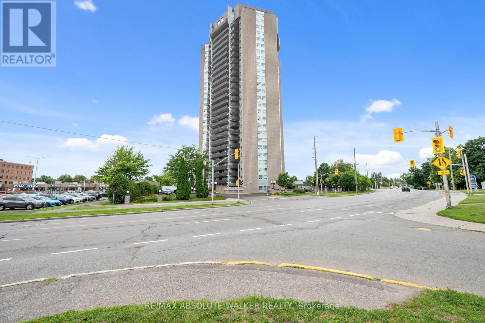 PH6 - 1380 PRINCE OF WALES DRIVE