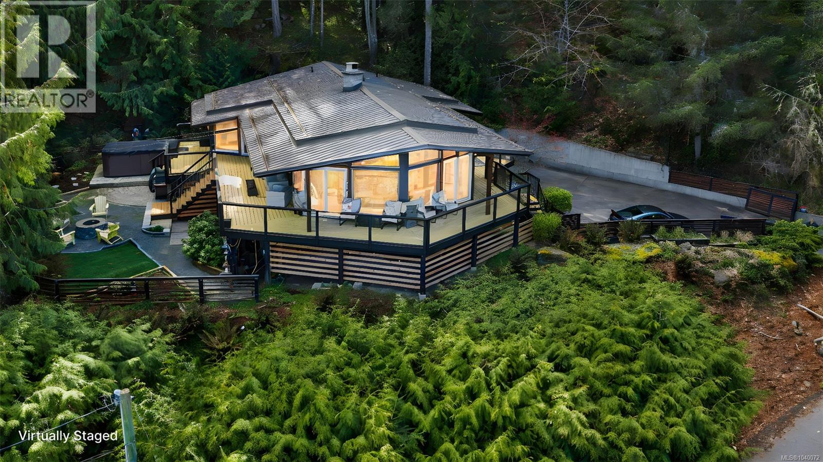 6156 Genoa Bay Rd