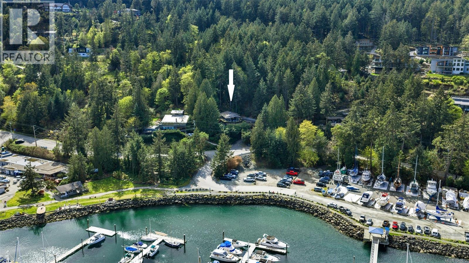 6156 Genoa Bay Rd