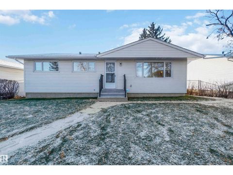 5907 137 AV NW Edmonton AB T5A0P1