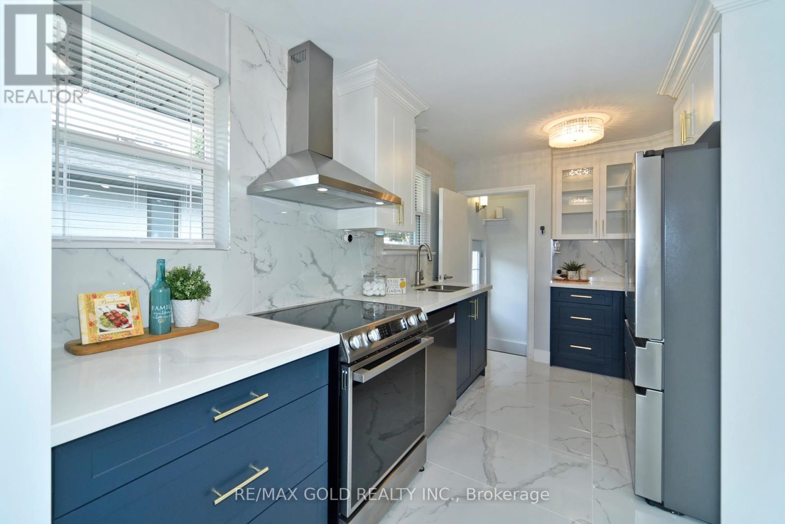 42 RIDEOUT STREET
