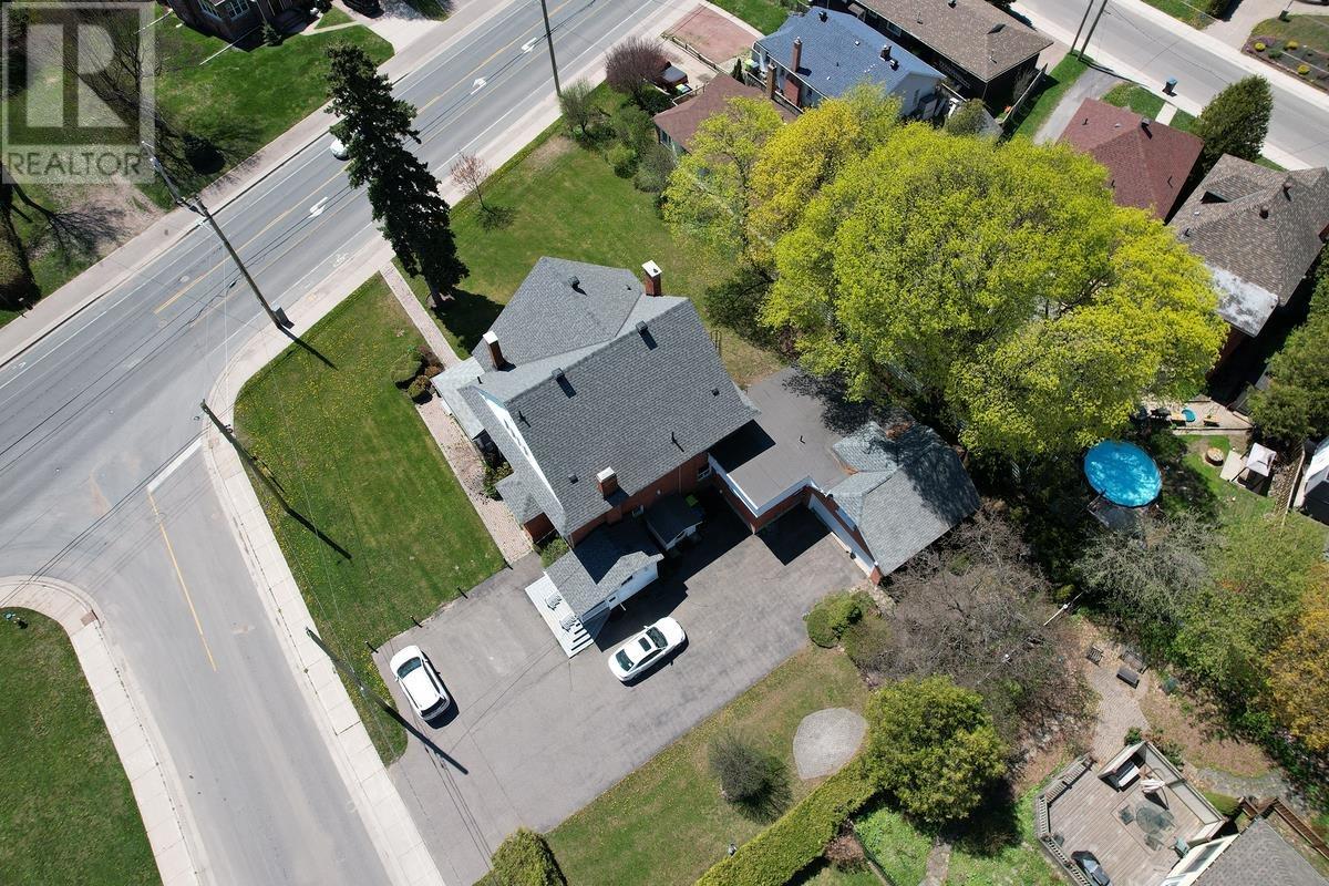 Homes for Sale Sault Ste. Marie 1048 Queen ST E