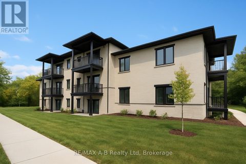 #2 - 428 QUEEN STREET W St. Marys ON N4X1C4